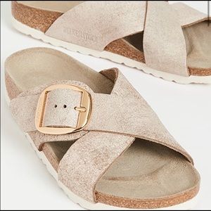 RARE Birkenstock Women's Sandals in Beige with Gold Buckle